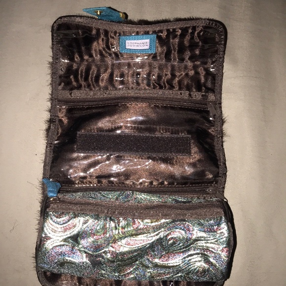 Stephanie Johnson makeup bag - Picture 3 of 4